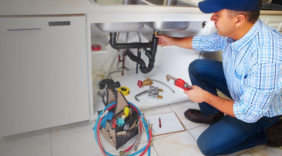 Expert burst pipe repair services in Broxton, GA